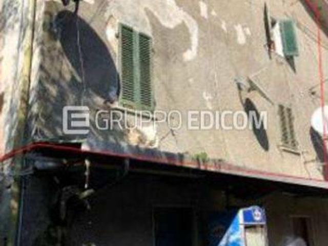 Abitazione di tipo popolare di 62 mq in vendita a Carrara Rif. 4551283