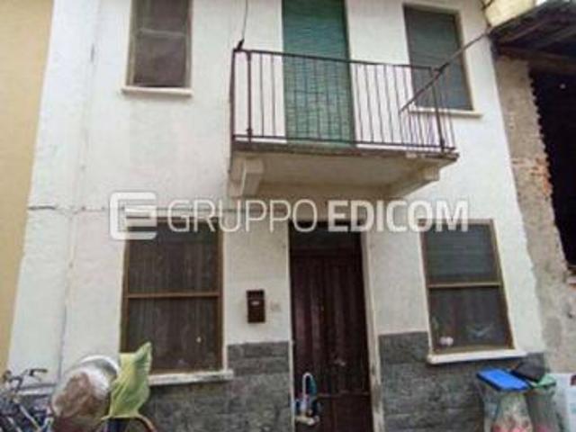 Abitazione di tipo popolare di 66 mq in vendita a Cerano Rif. 4551684