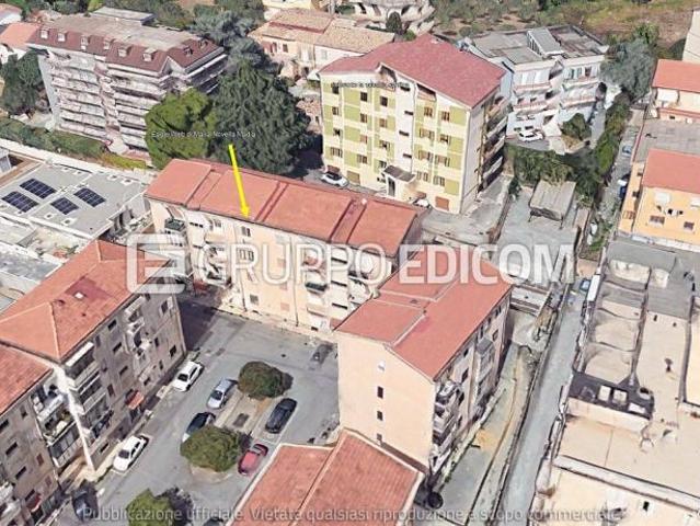 Abitazione di tipo popolare di 83 mq in vendita a Catanzaro Rif. 4545039
