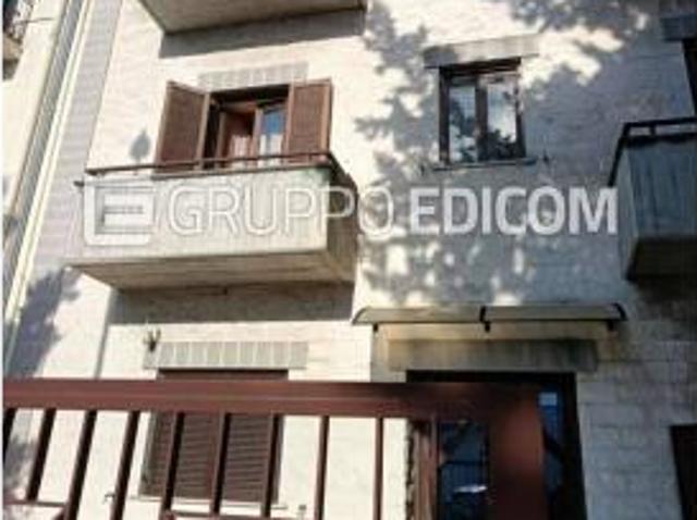 Abitazione di tipo popolare di 87 mq in vendita a Lecce Rif. 4548818