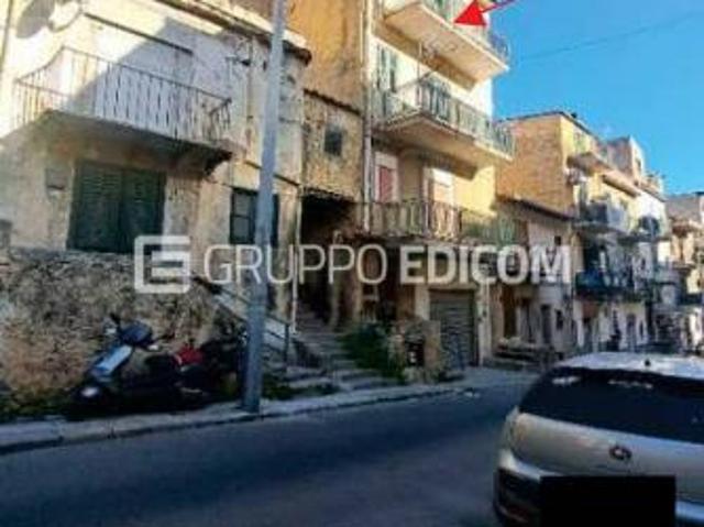 Abitazione di tipo popolare in vendita a Palermo Rif. 4553285