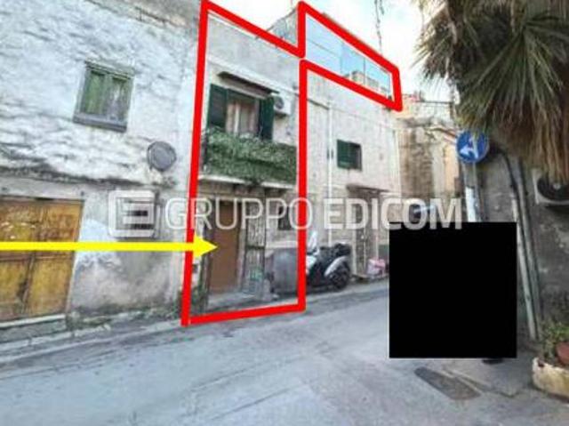 Abitazione di tipo popolare in vendita a Palermo Rif. 4555600