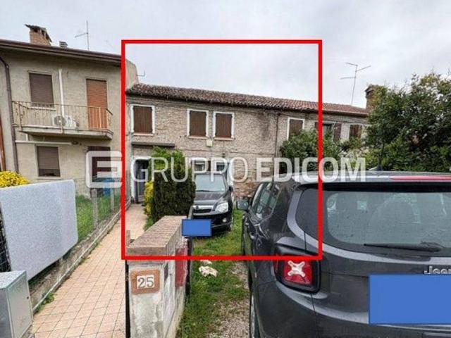 Abitazione di tipo popolare in vendita a Riva del Po Rif. 4546833