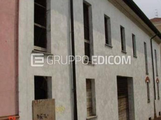 Abitazione di tipo popolare in vendita a Valenza Rif. 4548608