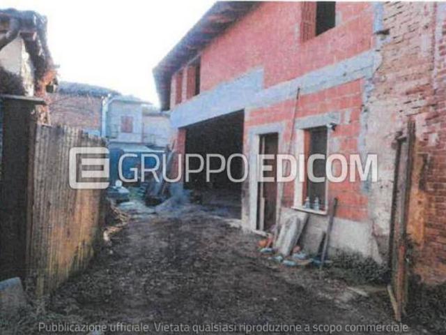 Abitazione di tipo rurale di 235 mq in vendita a Castelnuovo Bormida Rif. 4543552