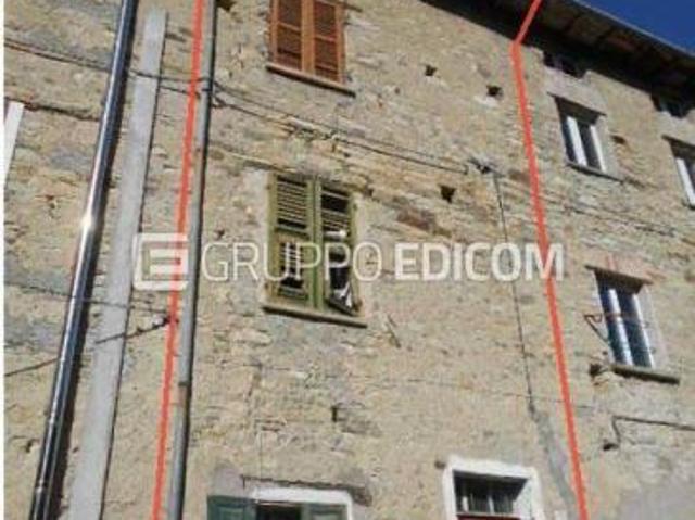 Abitazione di tipo rurale di 71 mq in vendita a Garbagna Rif. 4552635