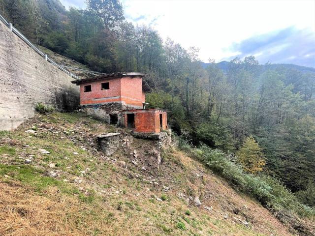 Abitazione tipica in vendita a Valle Cannobina