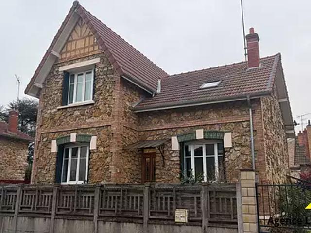 Ablon sur Seine 94480 Achat / Vente maison 6 pièces t6 au dernier étage cave
