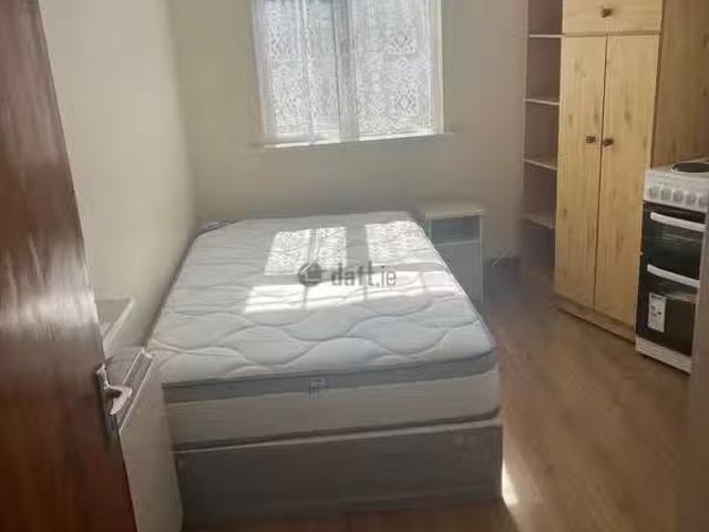 Abridge House, 20 Cabra Road, Dublin 7 is for rent
