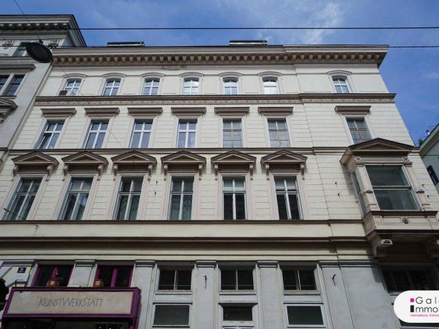 Absolut ruhige, sanierungsbedürftige Stadtwohnung beim Museumsquartier