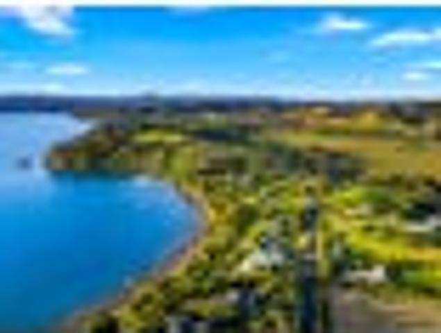 Absolute waterfront with jetty and mooring