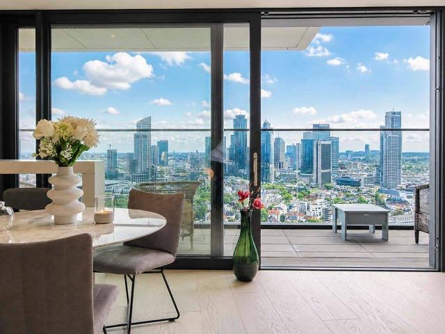 Absolute Rarität: Luxus Apartment mit einmaligem Skylineblick im 140West Tower
