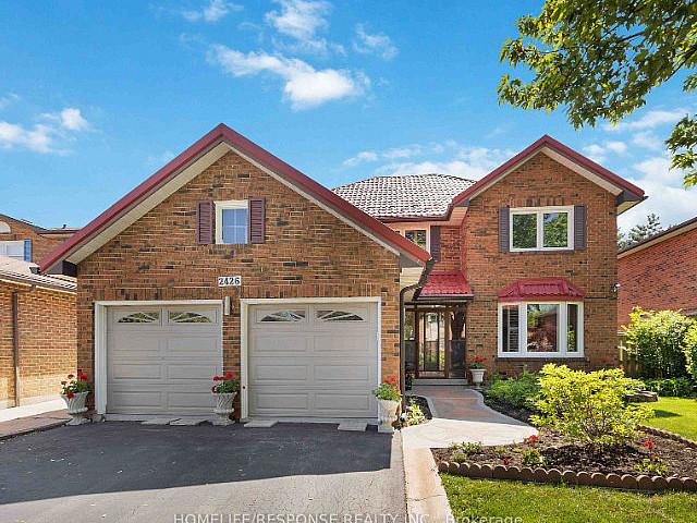➡absolutely Gorgeous 4+2 Bedroom Home Fin Bsmt W/ Sep Entrance!