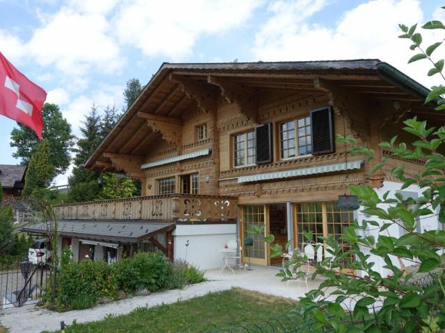 Absolutes Bijou Freistehendes Chalet in Saanen Gstaad