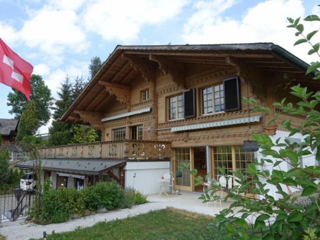 Absolutes Bijou Freistehendes Chalet in Saanen Gstaad