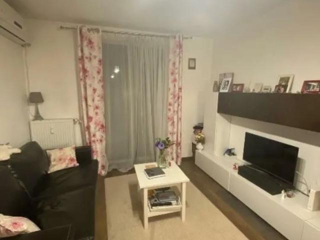Ag BRASADAS închiriază apt. 2 cam Et 3/4 in Piata Victoriei