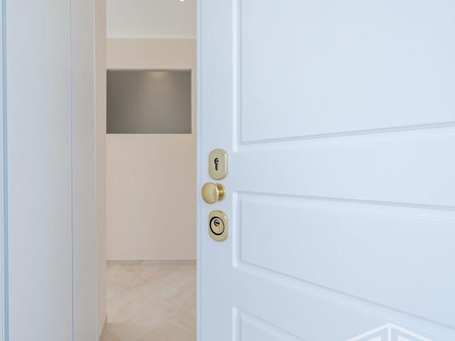 AG DOM A4141 – Spacious Renovated Two Bedroom Apartment with Sea View in Bordighera