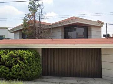 AGN 8¡PRECIOSA CASA EN CIUDAD SATELITE, EN REMATE!