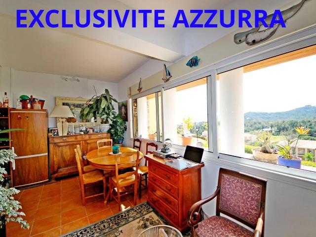 AGAY CAP ESTEREL grand T2 type large de 51m² habitables