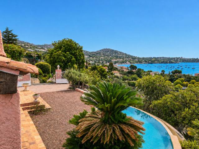 AGAY VUE MER PANORAMIQUE