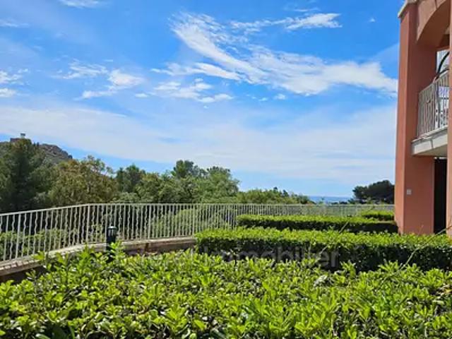 Agay 83530 Achat / Vente appartement 2 pièces t2 piscine terrasse