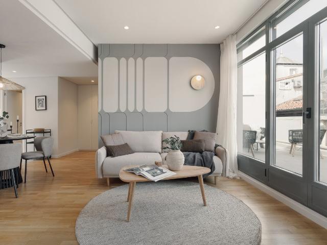 Agar 1 bedroom and terrace and balcony in Chueca Justicia, Madrid Amsterdam Apartments for Rent