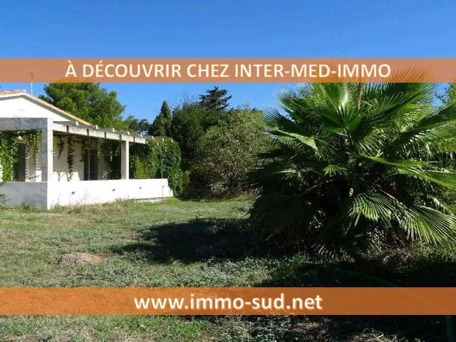 Agde avec ses 200m² et un terrain de 2200m² cette propriété offr