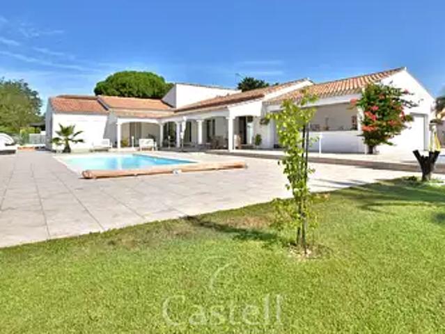 Agde 34300 Achat / Vente maison 4 pièces t4 au dernier étage piscine