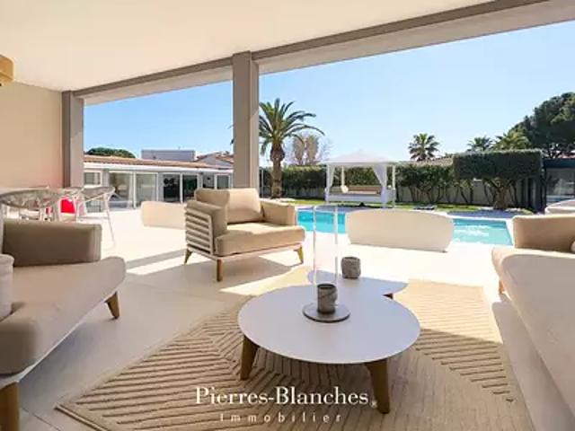 Agde 34300 Achat / Vente maison 5 pièces t5 au dernier étage piscine