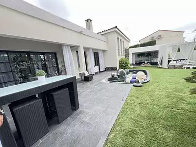 Agde 34300 Achat / Vente maison 7 pièces t7