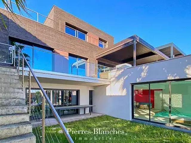 Agde 34300 Achat / Vente maison 8 pièces t8 piscine terrasse