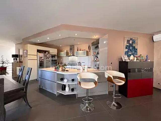 Agde 34300 Achat / Vente maison 9 pièces t9 terrasse