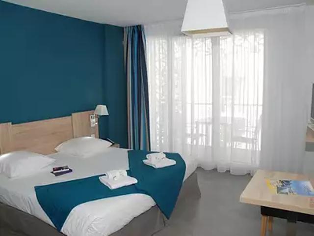 Agde 34300 Achat / Vente appartement 1 pièce t1 piscine terrasse