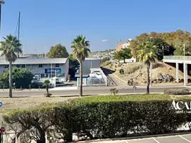 Agde 34300 Achat / Vente appartement 1 pièce t1 terrasse parking