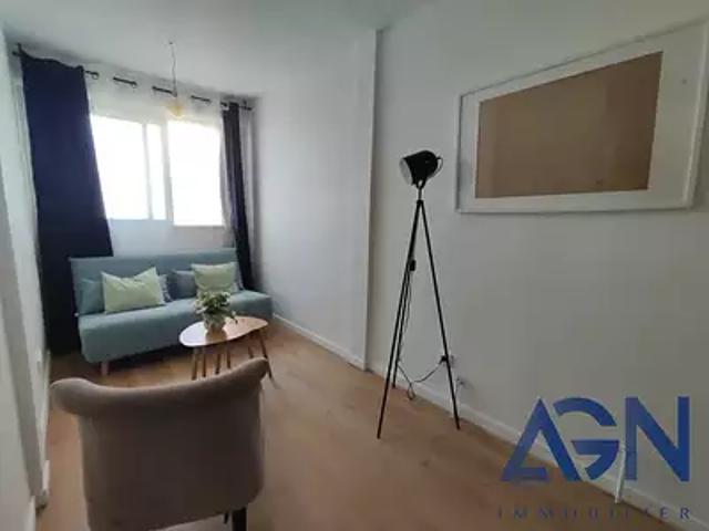 Agde 34300 Achat / Vente appartement 2 pièces t2 au dernier étage parking