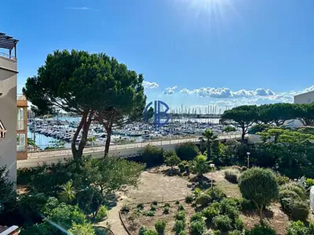 Agde 34300 Achat / Vente appartement 2 pièces t2 piscine parking