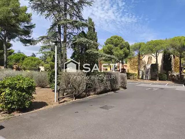 Agde 34300 Achat / Vente appartement 2 pièces t2 terrasse parking