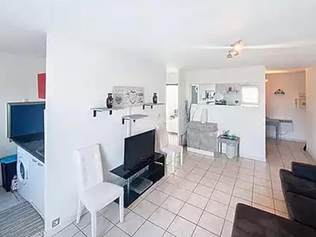 Agde 34300 Achat / Vente appartement 3 pièces t3 au dernier étage piscine