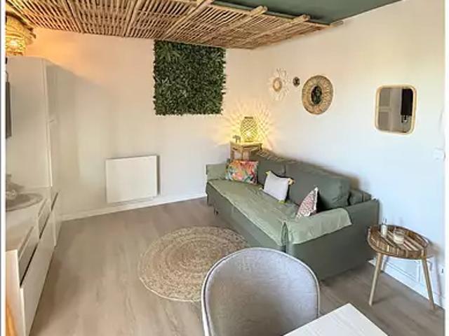 Agde 34300 Location appartement 1 pièce t1 balcon