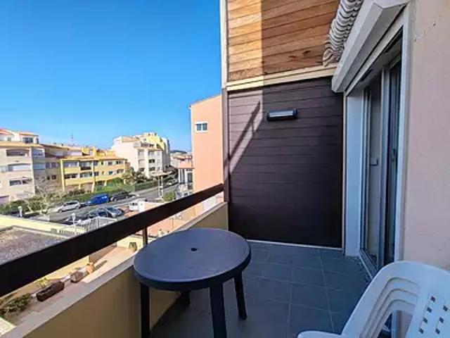 Agde 34300 Location appartement 1 pièce t1 terrasse