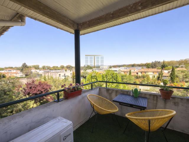 Agen Sud Appartement T2 avec terrasse, piscine et deux parkings