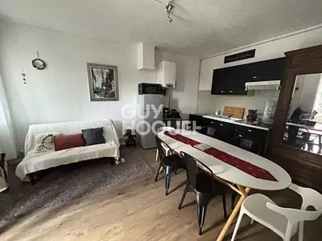 Agen 47000 Location appartement 2 pièces t2 au dernier étage