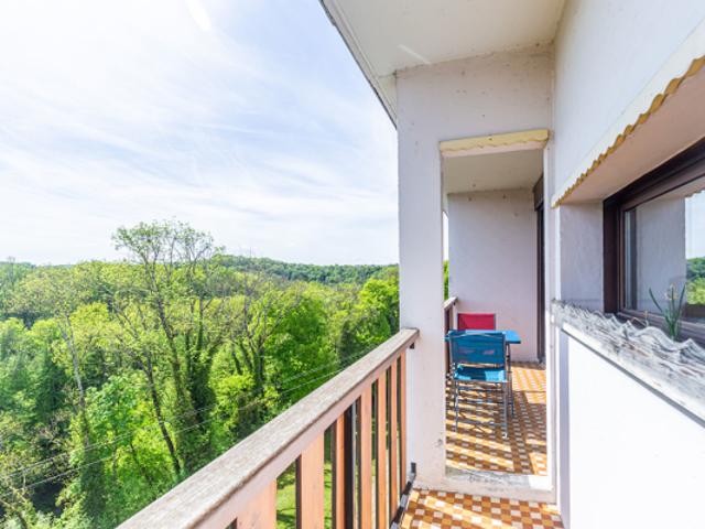 AGENCE IMMOBILIERE LAFORET EXCLUSIVITE 'ACHILLEA' APPARTEMENT T3 TRAVERSANT de 72,1m² BALCON CAVE DERNIER ETAGE
