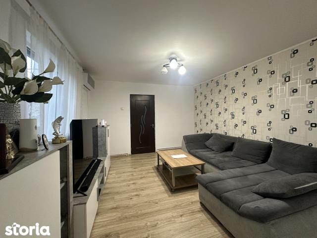 Agentia imobiliara VIGAFON vinde casa 4 camere zona Traian