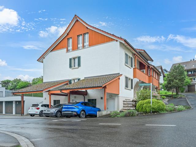 AgentSelly Modernes Studio mit Komfort