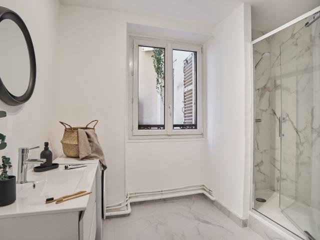 Aglaia 1 bedroom in Sorbonne