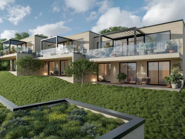 AGRA · VILLA MODERNA SU 2 LIVELLI RESIDENZA LE TERRAZZE