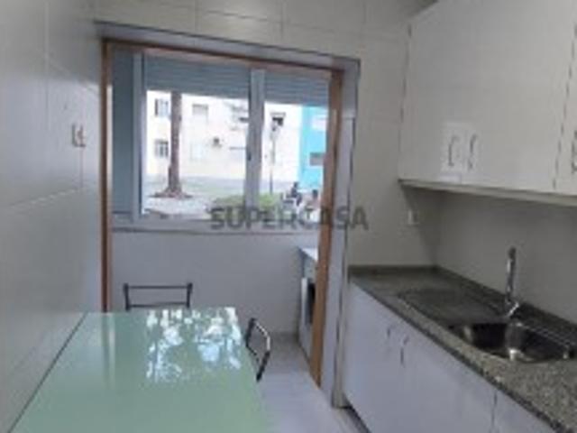 Agradável apartamento T1 no centro de Alverca
