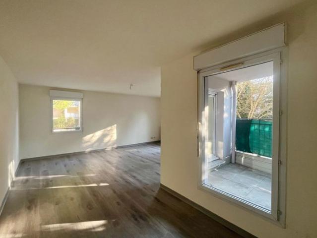AGREABLE T3 DE 77.71M² ET SA TERRASSE DE 5.27M² AIX NORD QUARTIER ST DONAT