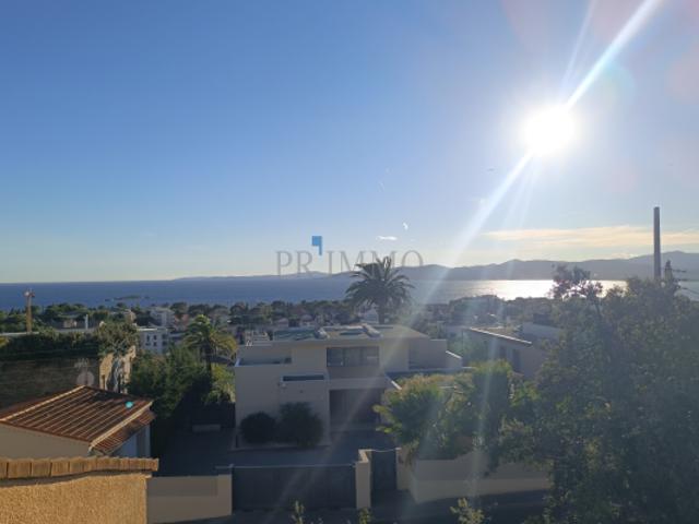 AGREABLE APPARTEMENT 4/5 PIECES VUE MER